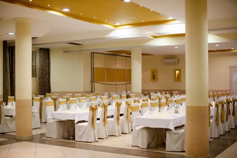 Fotos del hotel Grand:  2