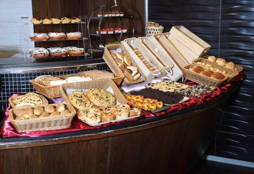 Fotos del hotel City Tower Hotel:  25