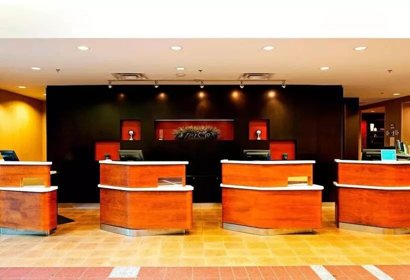 Fotos del hotel Courtyard By Marriott Ottawa East:  3