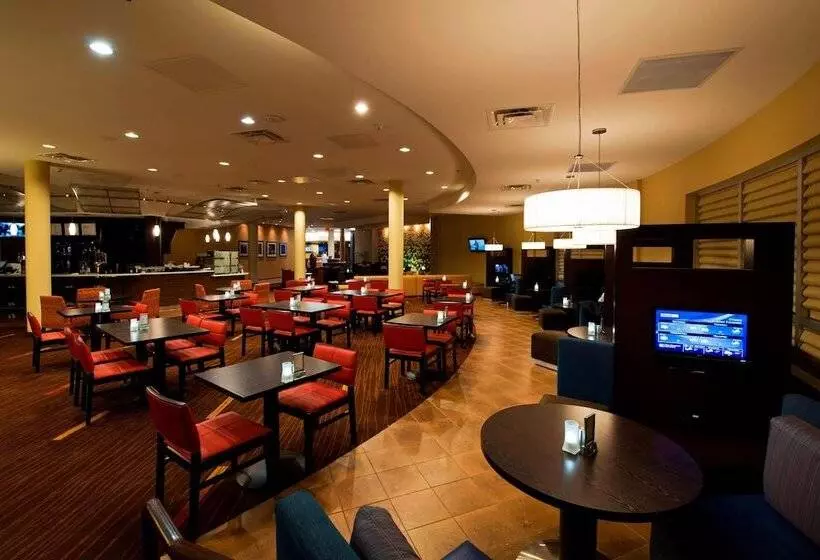 Fotos del hotel Courtyard By Marriott Ottawa East:  5