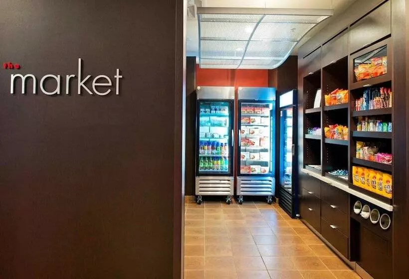 Fotos del hotel Courtyard By Marriott Ottawa East:  14