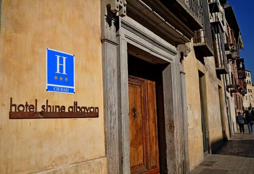 Fotos del hotel Shine Albayzín:  11