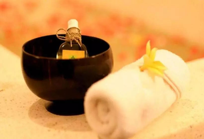 Fotos del hotel Grand Cemara:  12