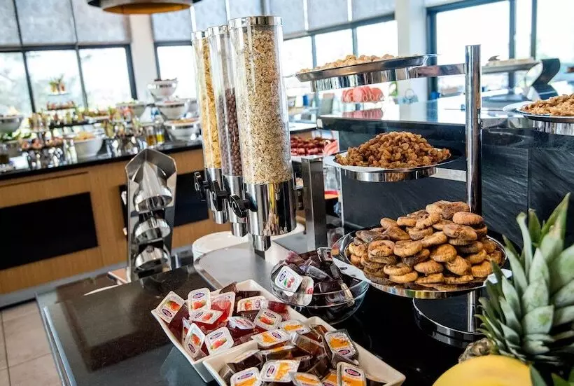 Fotos del hotel Korineum Golf & Beach Resort:  18