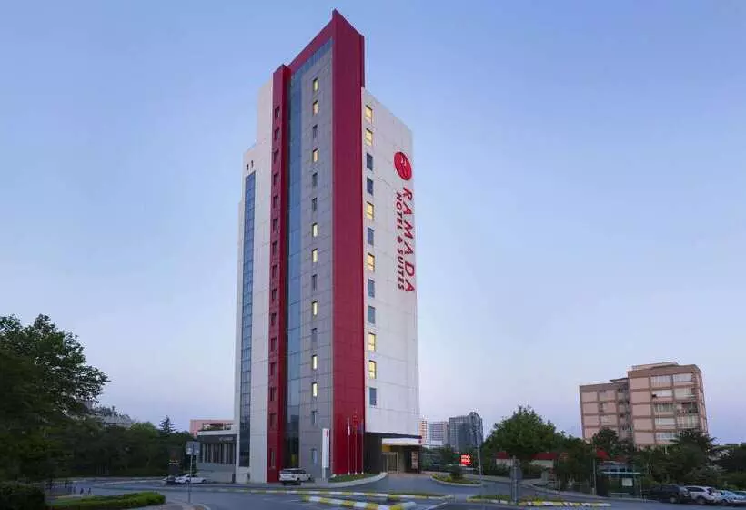 Fotos del hotel Ramada  & Suites By Wyndham Istanbul Ataköy:  9
