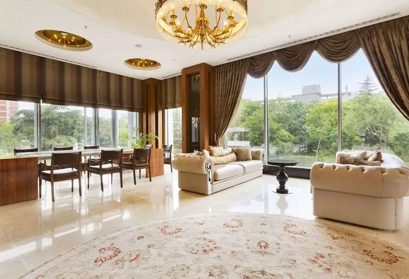 Fotos del hotel Ramada  & Suites By Wyndham Istanbul Ataköy:  23