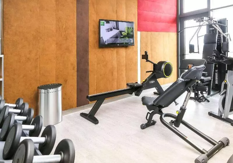 Fotos del hotel Ibis Styles Roma Eur:  3