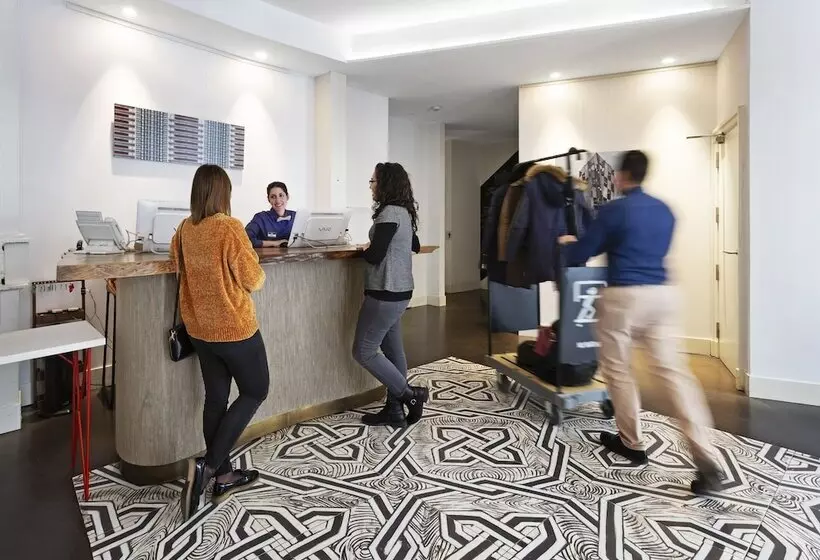 Fotos del hotel One Shot Prado 23:  11