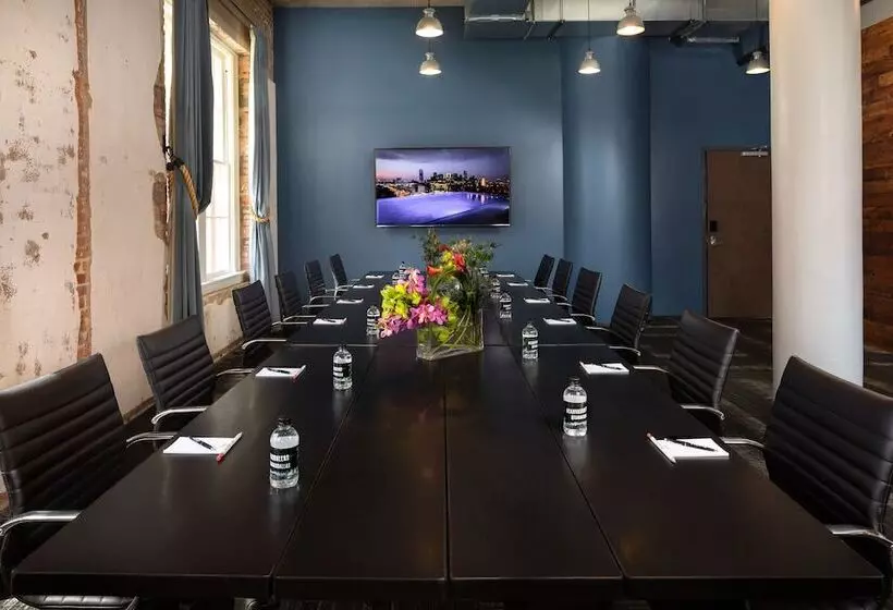 Fotos del hotel Canvas  Dallas:  5