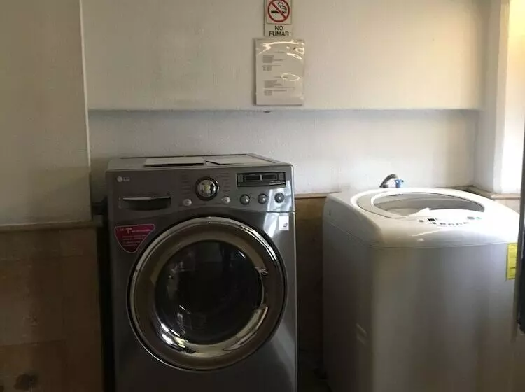 Fotos del hotel Suites Contempo:  2