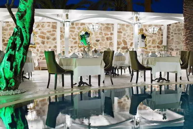 Fotos del hotel Elegance East:  23