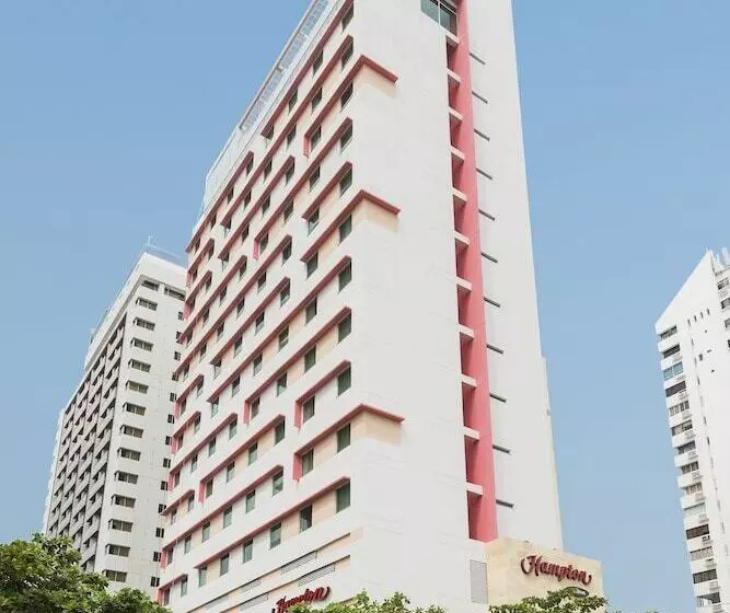 Hampton By Hilton Cartagena