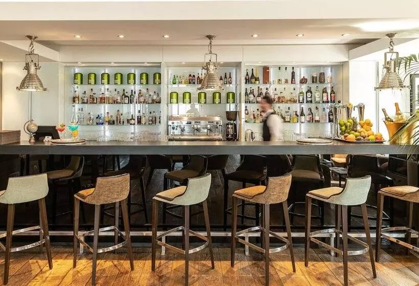 Fotos del hotel Hôtel Le Nouveau Monde:  6