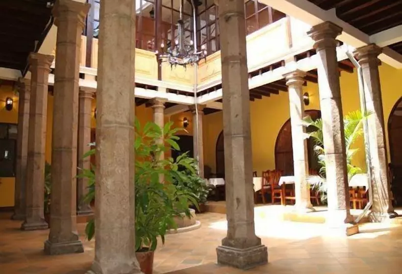 Fotos del hotel Catedral Internacional:  2