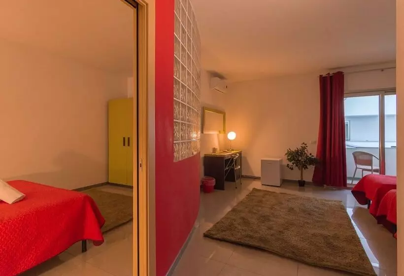 Fotos del hotel Delta Rooms:  17