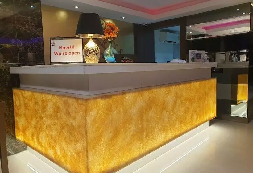 Fotos del hotel Icheck Inn Nana:  5