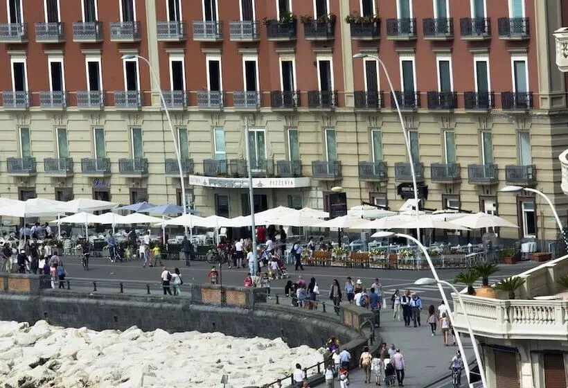 Fotos del hotel Partenope Relais:  13