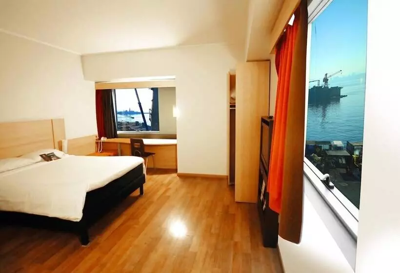 Fotos del hotel Ibis Valparaiso:  17