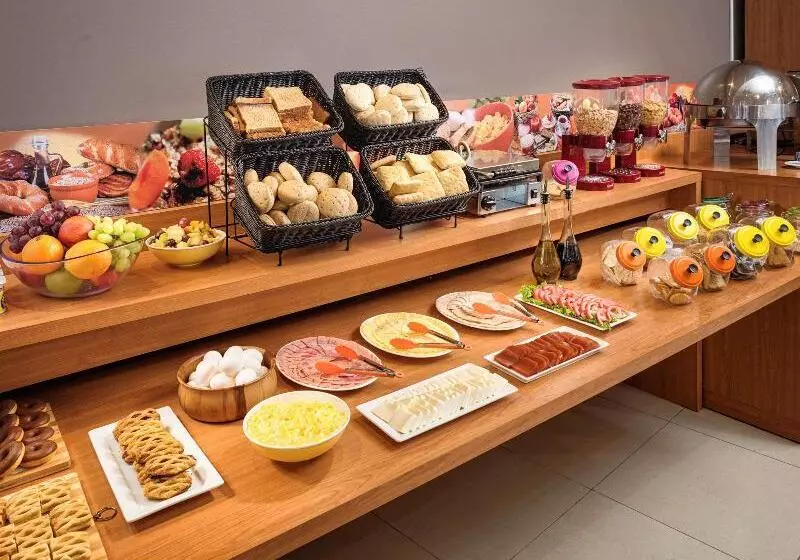 Fotos del hotel Ibis Valparaiso:  4