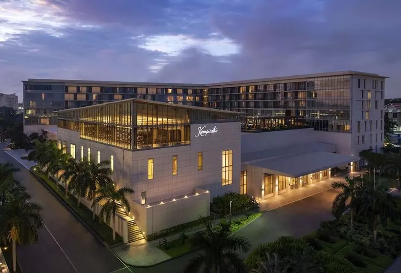 Kempinski  Gold Coast City