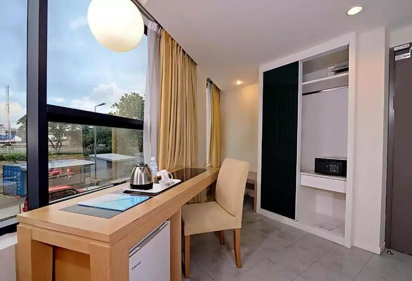 Fotos del hotel Oceania:  25