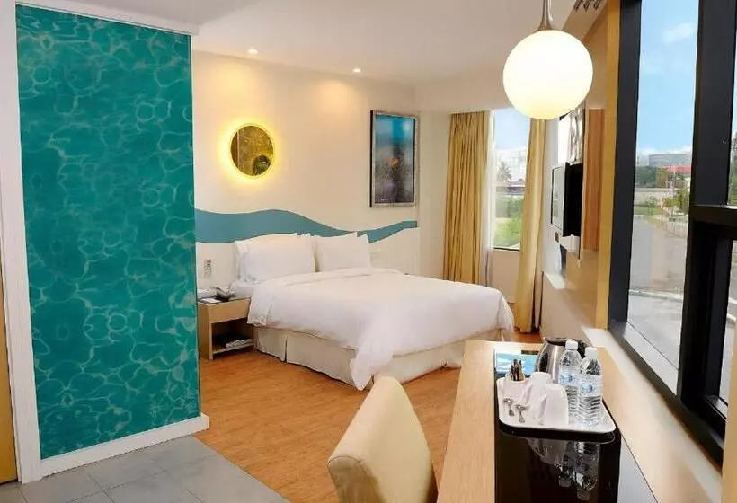 Fotos del hotel Oceania:  15