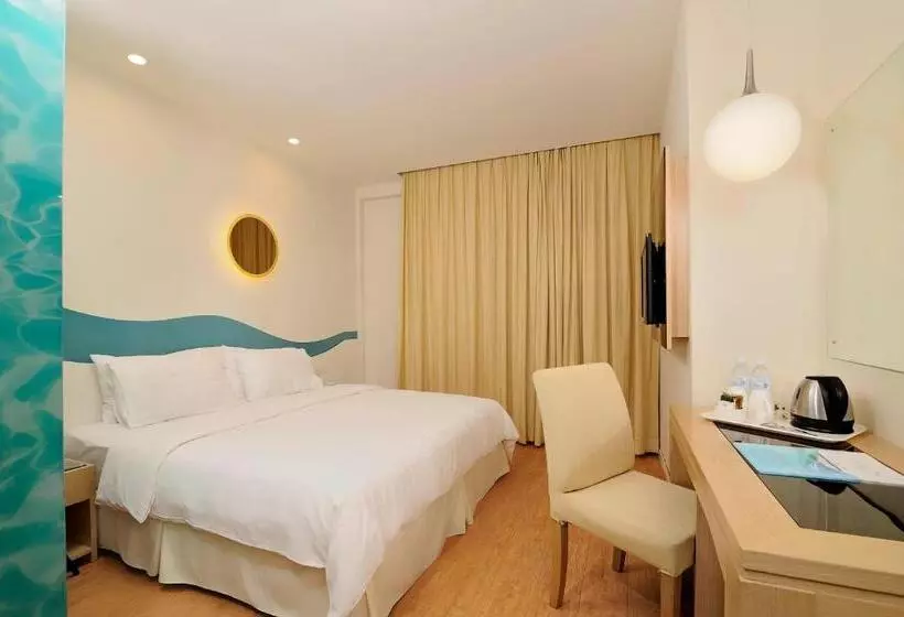 Fotos del hotel Oceania:  18