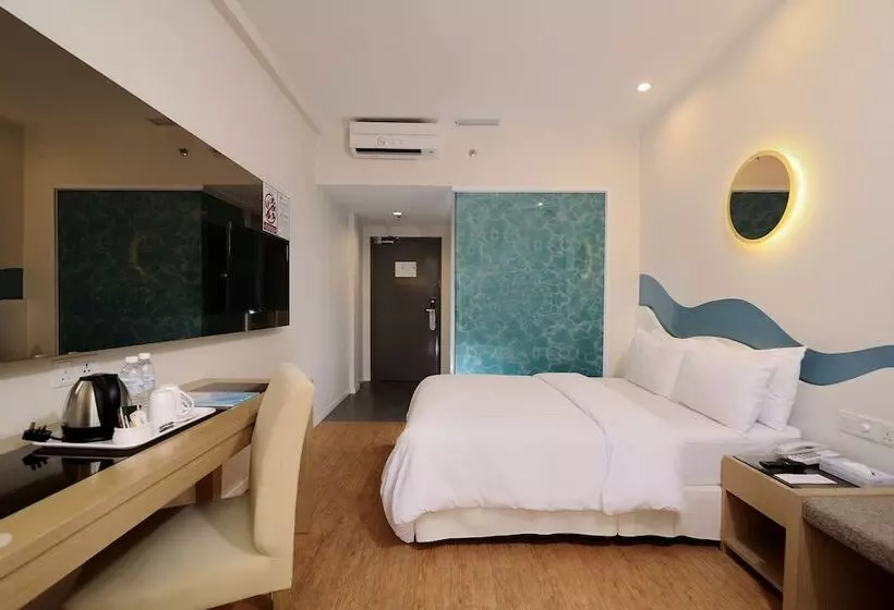 Fotos del hotel Oceania:  2