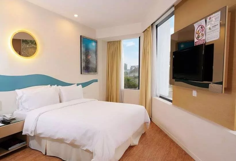 Fotos del hotel Oceania:  6