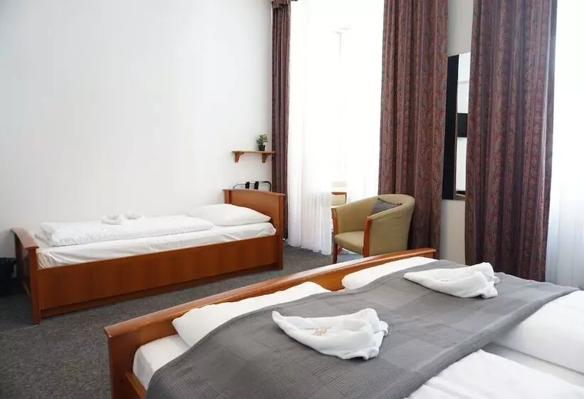 Fotos del hotel Pension Lumes:  6