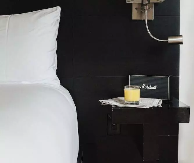 Fotos del hotel Le Petit  Montreal:  18