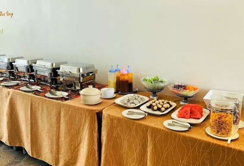 Fotos del hotel Bally Suite Silom:  14