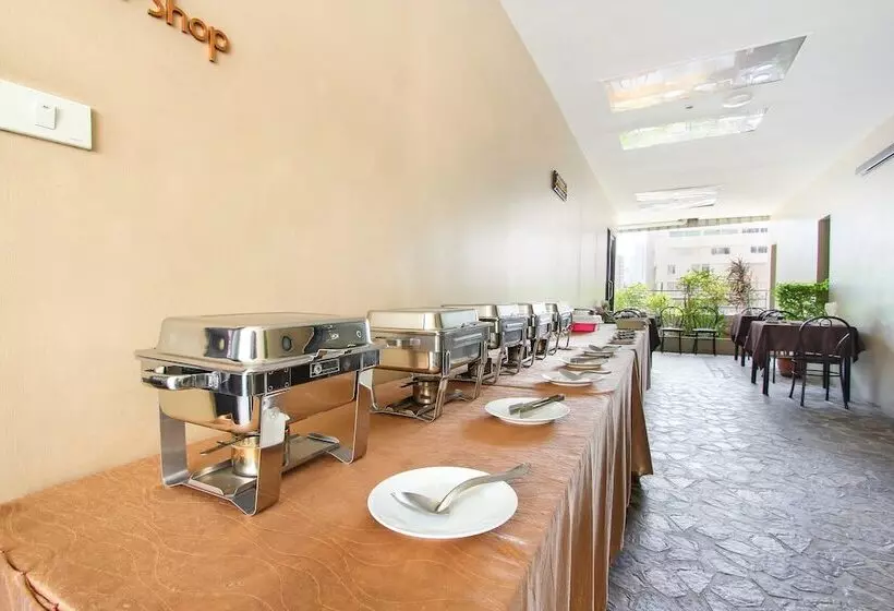 Fotos del hotel Bally Suite Silom:  11