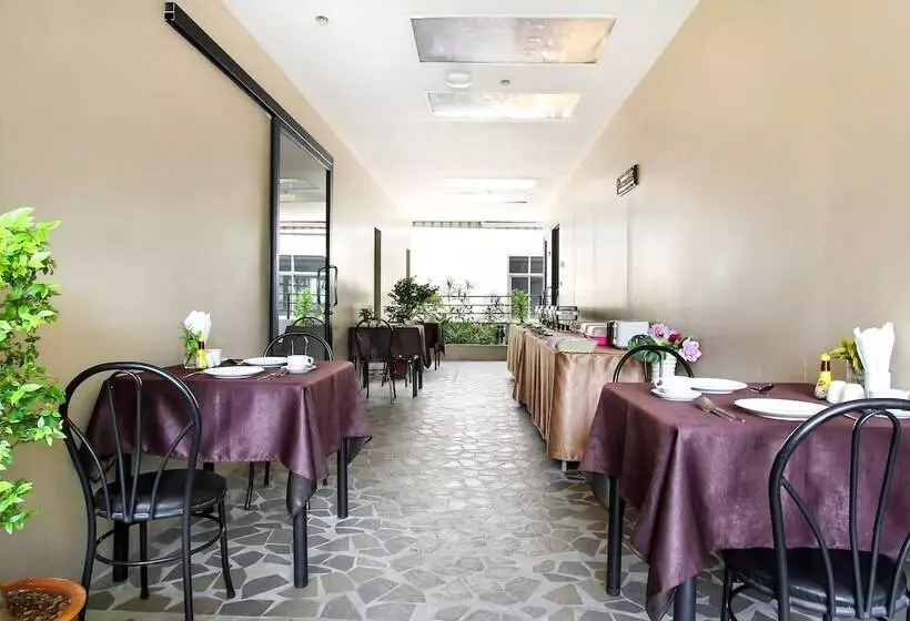 Fotos del hotel Bally Suite Silom:  4