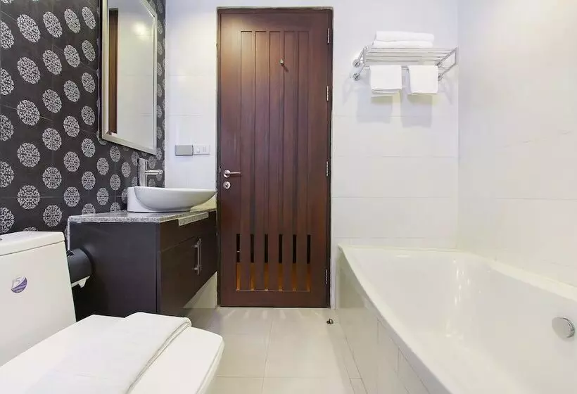 Fotos del hotel Bally Suite Silom:  7