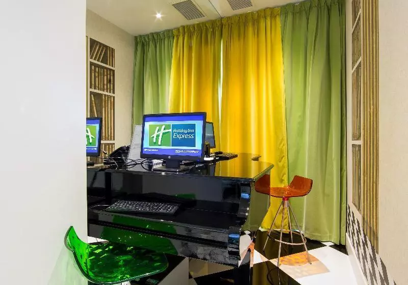 Fotos del hotel Holiday Inn Express Lisboa - Av. Liberdade, An Ihg:  21