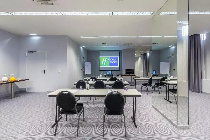 Fotos del hotel Holiday Inn Express Lisboa - Av. Liberdade, An Ihg:  5