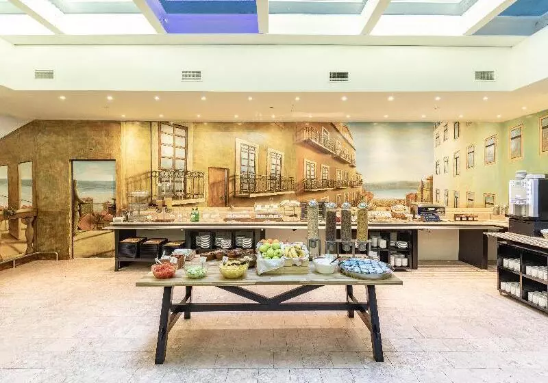 Fotos del hotel Holiday Inn Express Lisboa - Av. Liberdade, An Ihg:  3