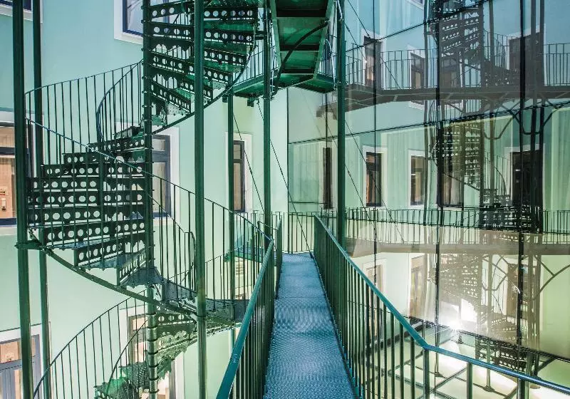 Fotos del hotel Holiday Inn Express Lisboa - Av. Liberdade, An Ihg:  22