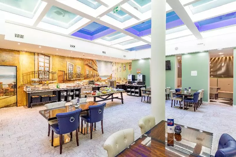 Fotos del hotel Holiday Inn Express Lisboa - Av. Liberdade, An Ihg:  11