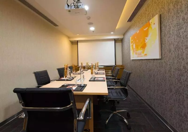 Fotos del hotel Ibis New Delhi International Airport:  7