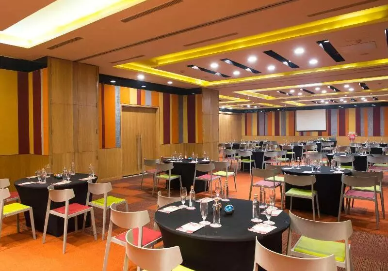 Fotos del hotel Ibis New Delhi International Airport:  6