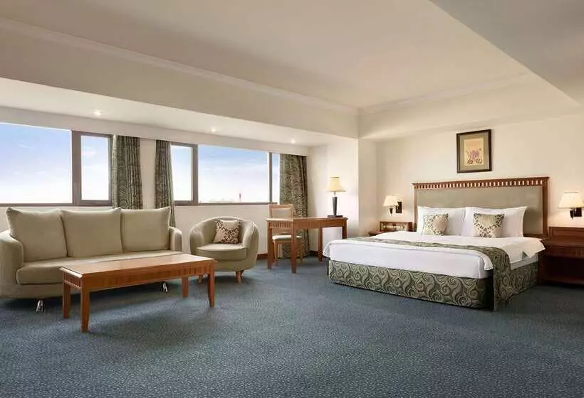 Fotos del hotel Ramada By Wyndham Tashkent:  10