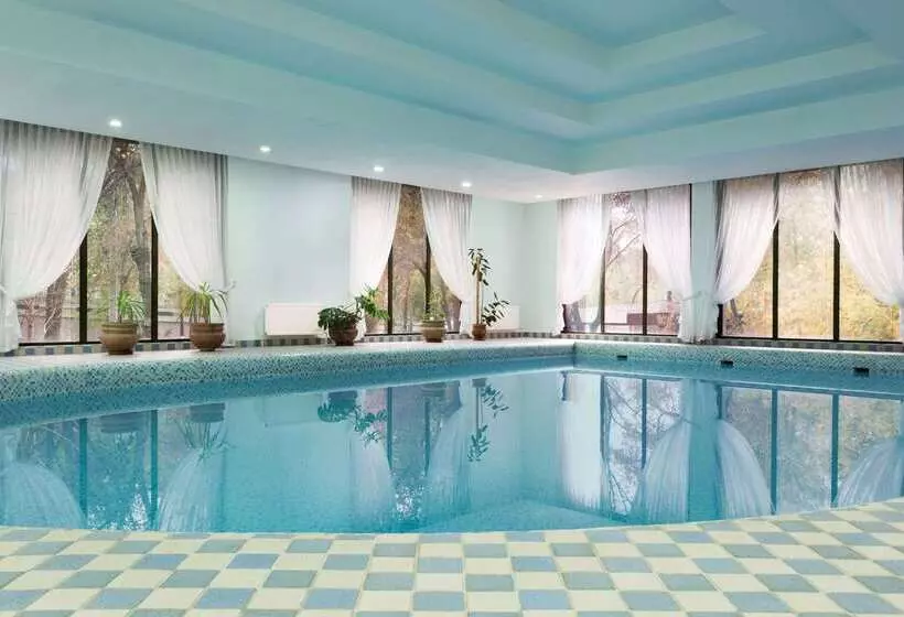 Fotos del hotel Ramada By Wyndham Tashkent:  11