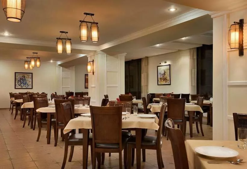 Fotos del hotel Ramada By Wyndham Tashkent:  13