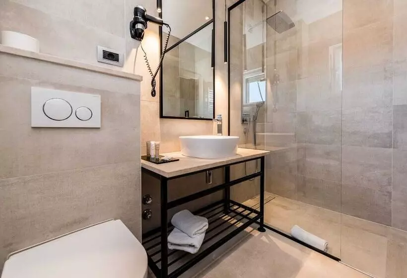 Fotos del hotel Rooms & Restaurant Matanovi Dvori:  5