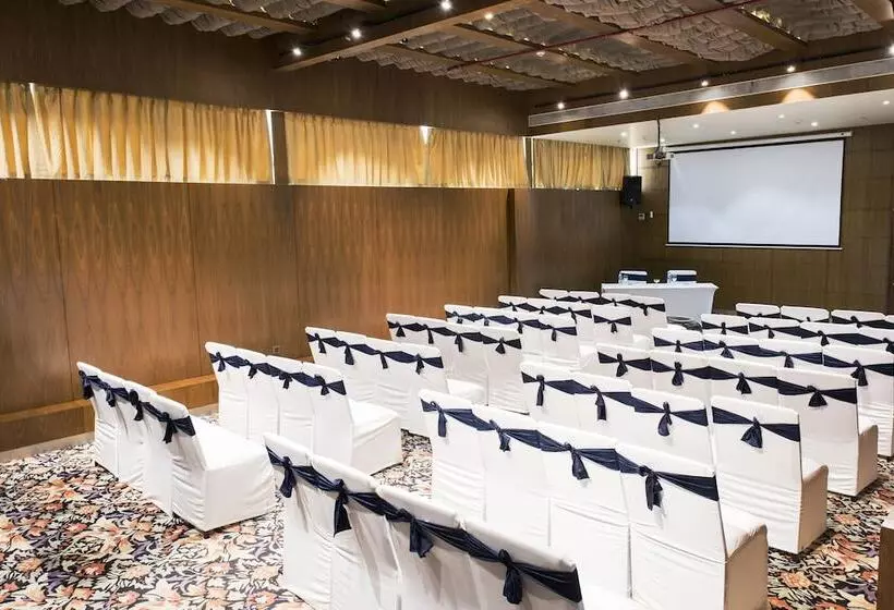 Fotos del hotel Monotel:  14