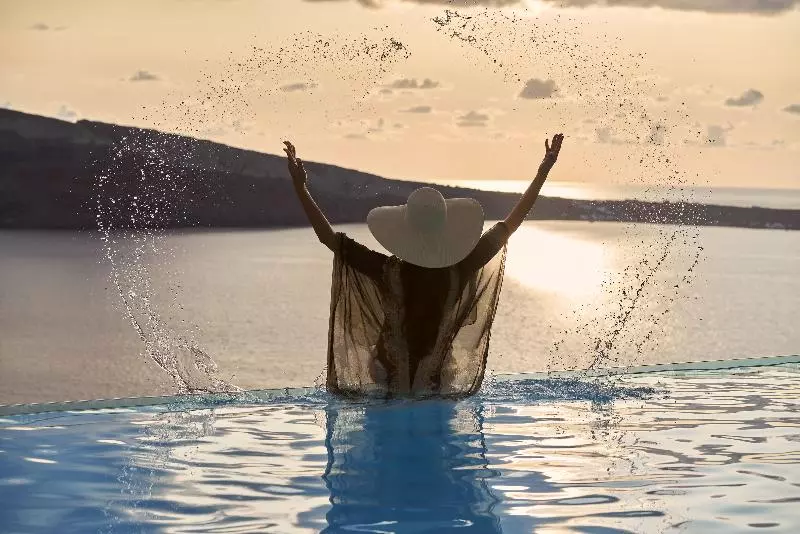 Fotos del hotel Charisma Suites:  7