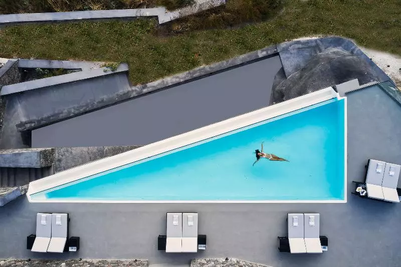 Fotos del hotel Charisma Suites:  2