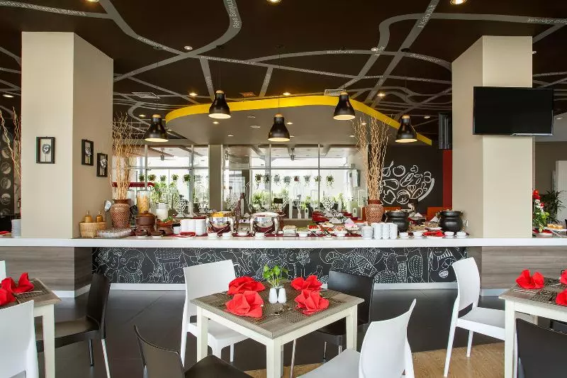 Fotos del hotel Ibis Surabaya City Center:  18